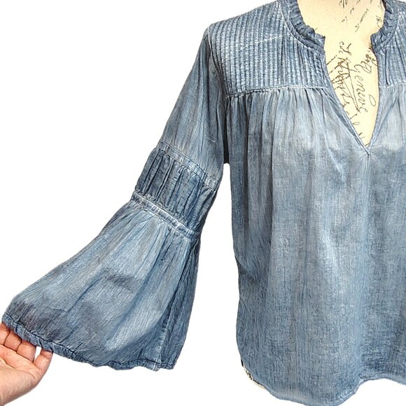 Rails Faded Blue Marlin Top Small Bell Sleeves Pintuck Yolk Peasant Cottage Boho - Picture 2 of 7